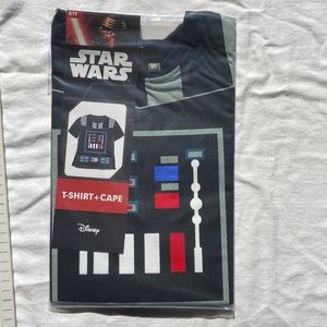Star Wars T-shirt and cape